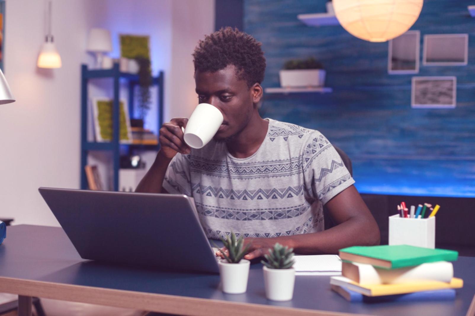 Ambiente educativo mobile SEO